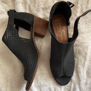 Jessica Simpson Black Heels